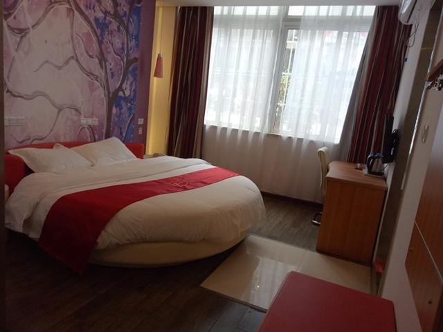 Thank Inn Chain Hotel Guizhou Zunyi Huichuan District Huichuan Avenue المظهر الخارجي الصورة