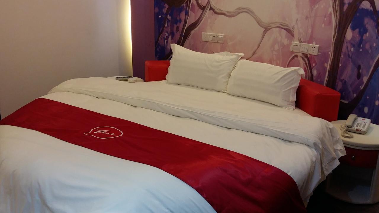 Thank Inn Chain Hotel Guizhou Zunyi Huichuan District Huichuan Avenue المظهر الخارجي الصورة